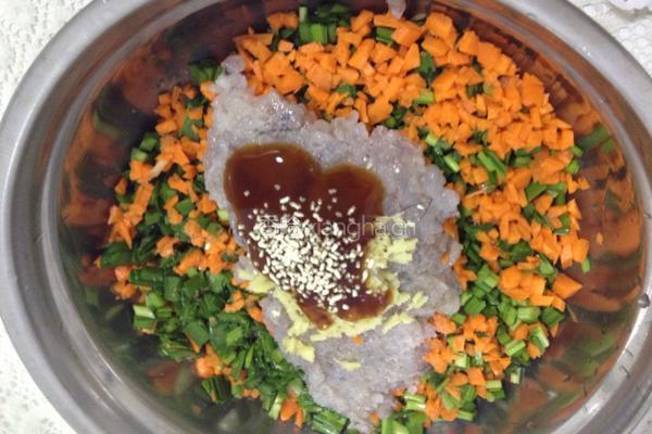 香煎鲜虾蔬菜卷的做法图解7