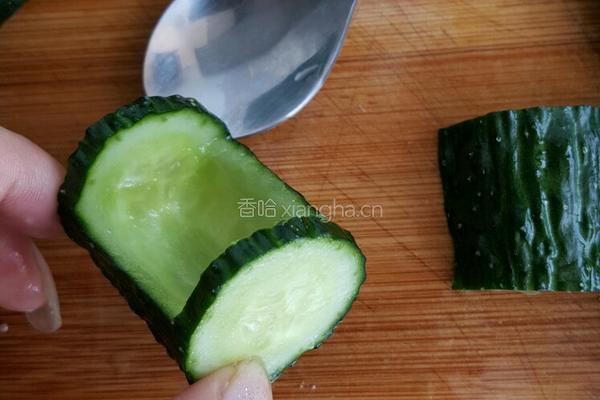 黄瓜盅的做法图解3