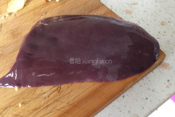 洋葱炒猪肝的做法图解1