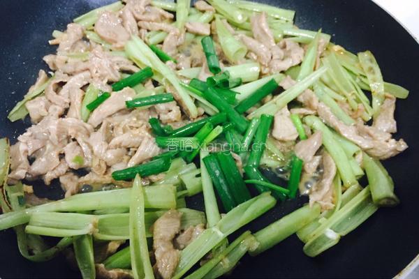 牛肉炒通菜梗的做法图解8