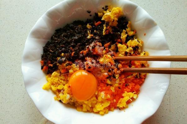 胡萝卜木耳瘦肉饺子的做法图解7