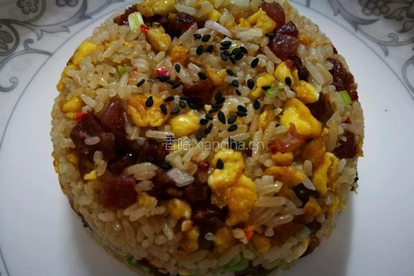 香辣腊肠蛋炒饭的做法图解10