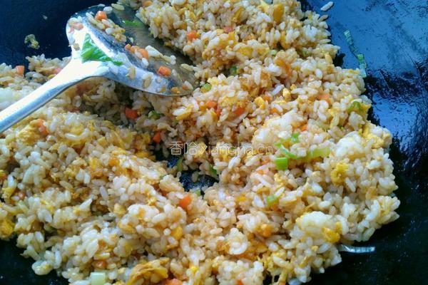 酱油炒饭的做法图解8