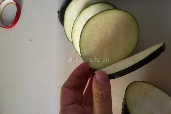 炸茄盒的做法图解5