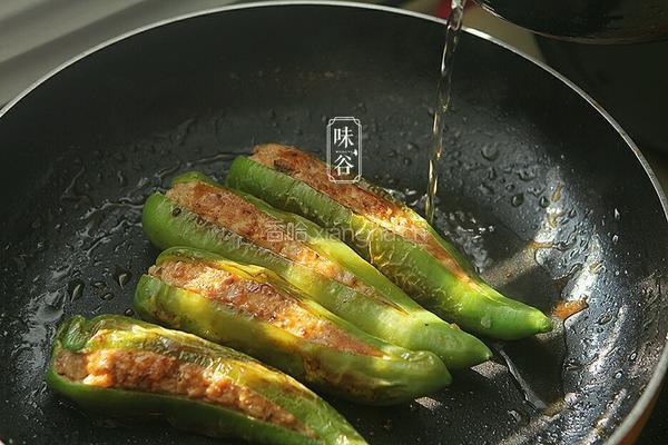 下饭的的滋味家常菜 釀尖椒的做法图解10