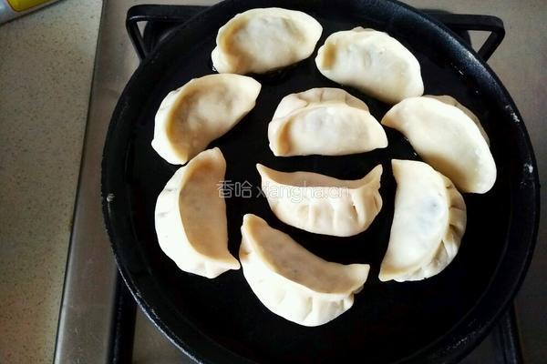 铁板煎饺的做法图解3