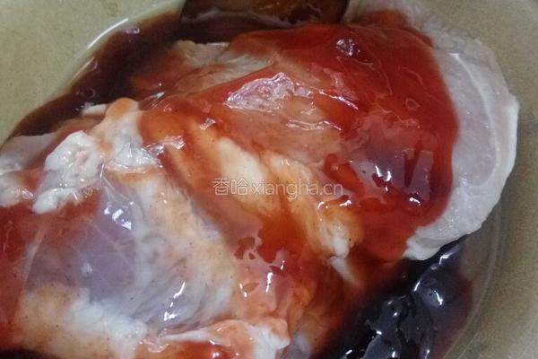 海鱼叉烧煲仔饭的做法图解1
