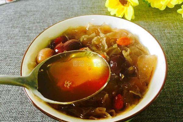 红枣银耳桂圆羹的做法图解8