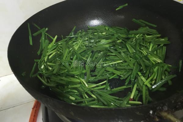 韭菜炒鸡蛋的做法图解5