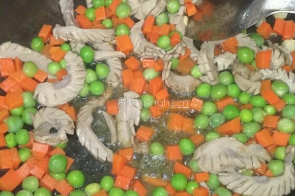 腰花炒玉米粒的做法图解5