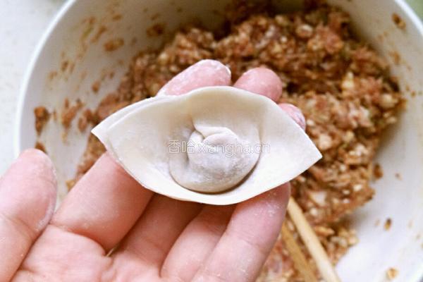 猪肉香菇馅馄饨的做法图解10