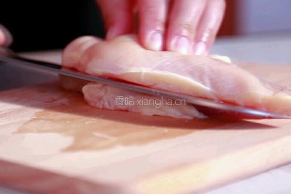 柠檬鸡胸肉拌面的做法图解1