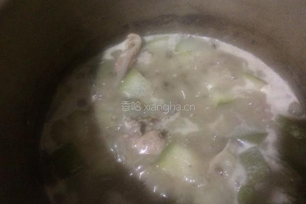 冬瓜绿豆扇骨汤的做法图解8