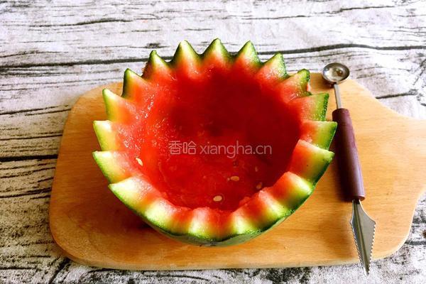火龙果西瓜果盘的做法图解6