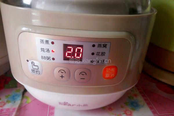 银耳雪梨羹的做法图解5