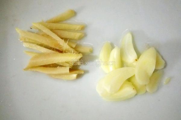 豇豆炒鸡丝的做法图解3