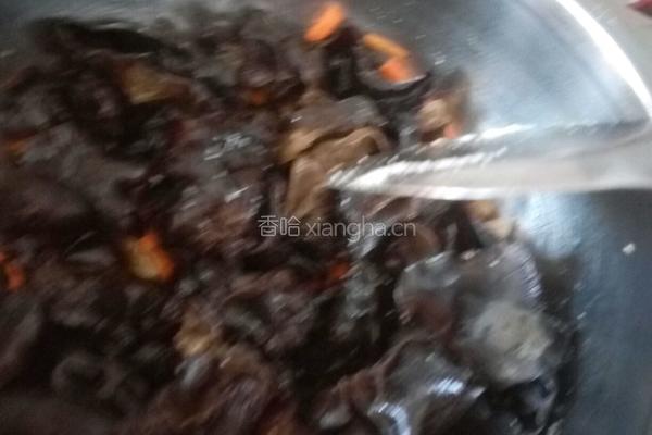 木耳炒肉的做法图解7