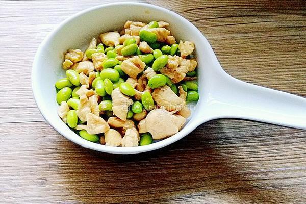 毛豆糟卤鸡丁的做法图解6
