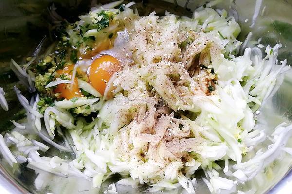 瓠瓜丝鸡蛋饼的做法图解6