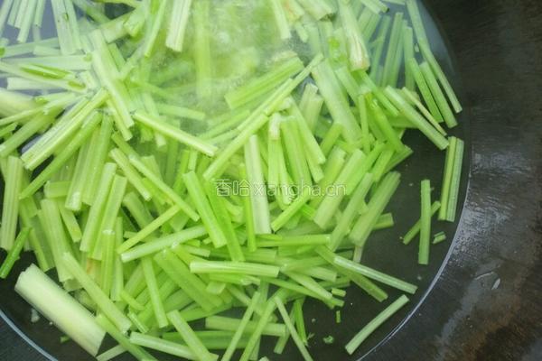 凉拌香芹豆腐干的做法图解5