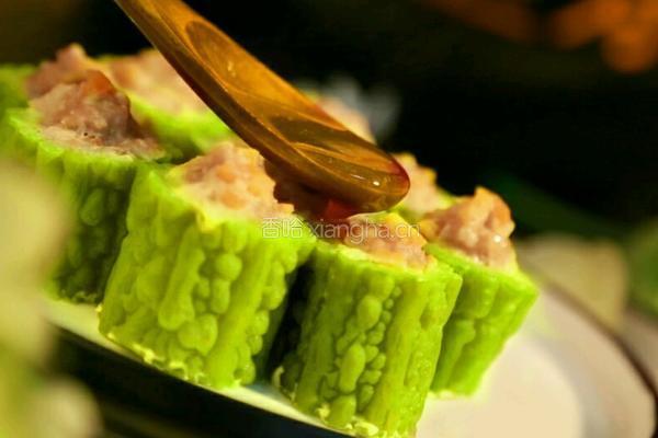 同甘共苦 苦瓜酿肉的做法图解10