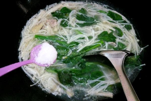 金针菇青菜瘦肉汤的做法图解8