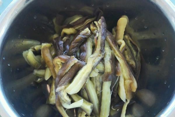 冻茄子浇汁的做法图解7