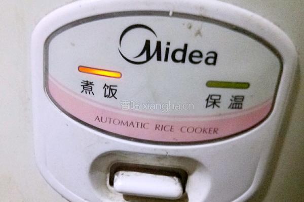 腊肠焗饭的做法图解5