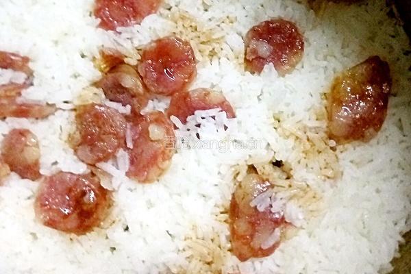 腊肠焗饭的做法图解7