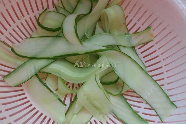 凉拌黄瓜的做法图解3
