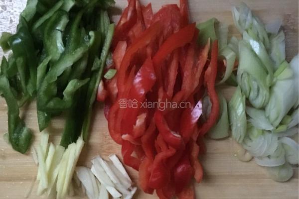辣椒炒肉的做法图解4