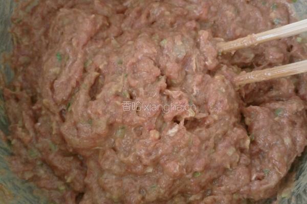 牛肉萝卜馅彩色蒸饺的做法图解5