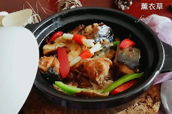 最简单的步骤做一道最鲜美的老干妈鱼头煲(附去腥妙招)的做法图解6