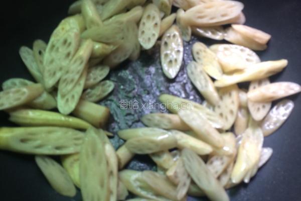 醋溜藕根的做法图解2
