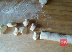 韭菜鸡蛋饺子的做法图解8