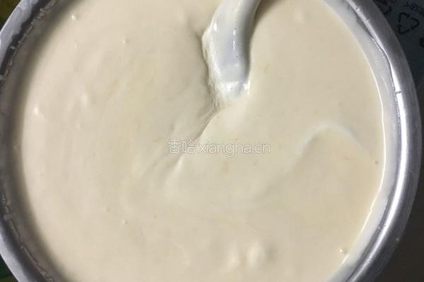 戚风蛋糕的做法图解3