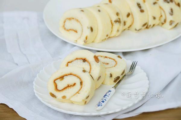 葡萄干蛋糕卷的做法图解1