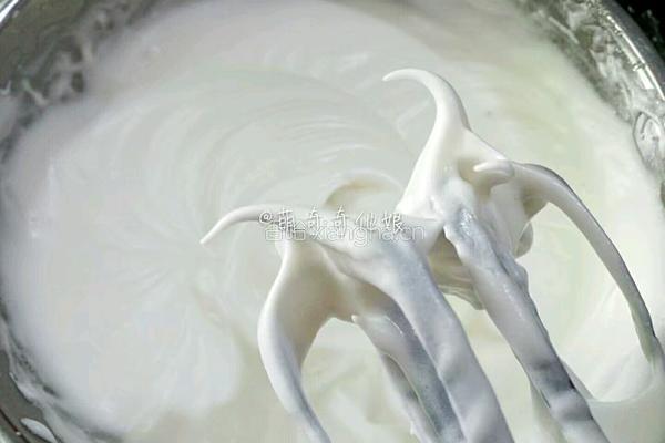 葡萄干蛋糕卷的做法图解9