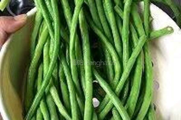 豆角肉包(豇豆肉包)的做法图解3