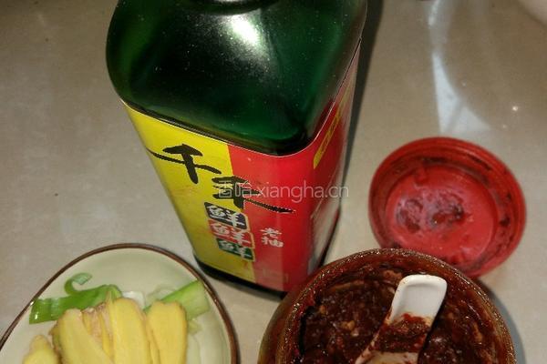 青椒煸鸡的做法图解4