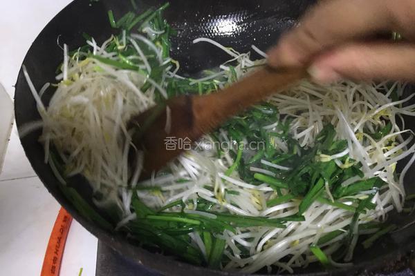 韭菜炒豆芽的做法图解6