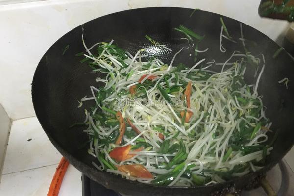 韭菜炒豆芽的做法图解8