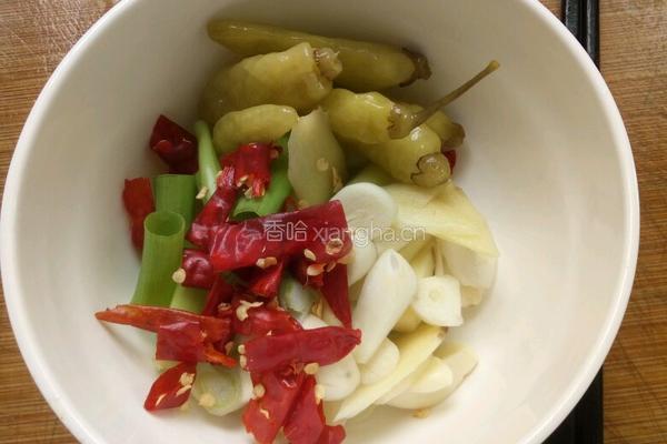 酸菜鱼的做法图解3