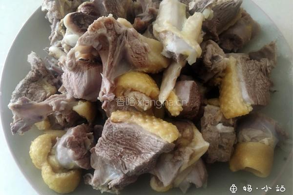 【啤酒鸭】的做法图解3