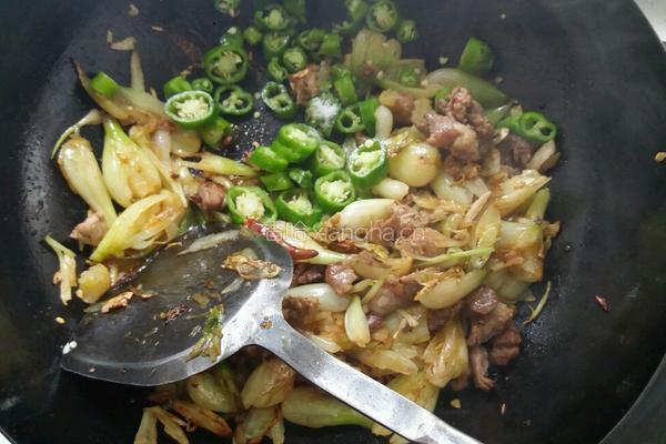 家常荞头炒肉的做法图解10