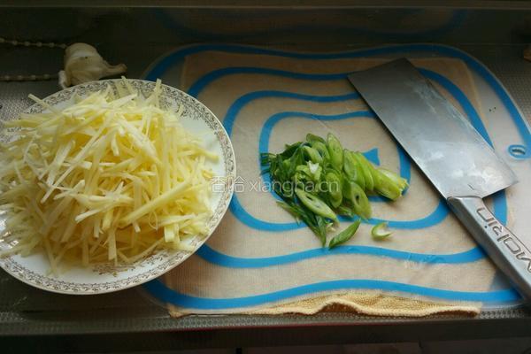 家常土豆丝的做法图解1