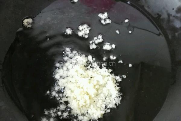 蒜泥炒红苋菜的做法图解5
