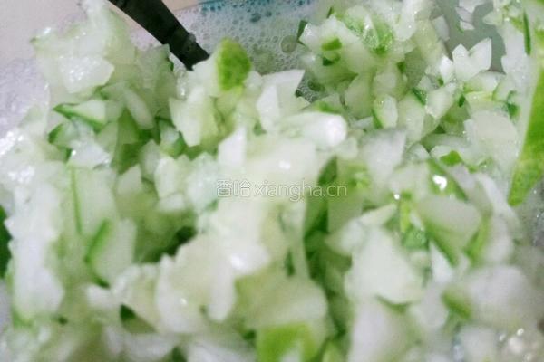 嫩黄瓜汁的做法图解6