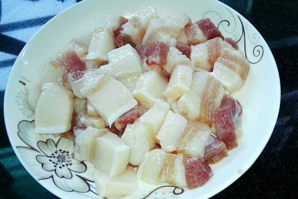 粉蒸肉的做法图解1