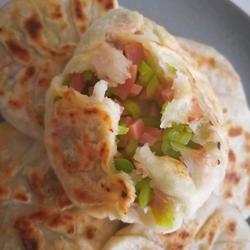 尖椒火腿馅饼的做法[图]